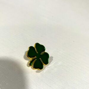 Green Clover Brooch